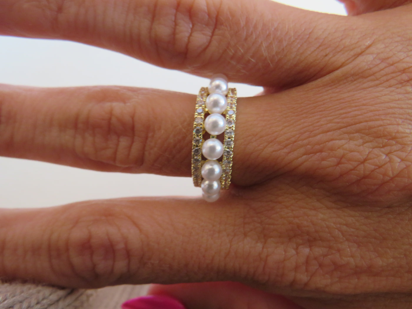 PEARL RING