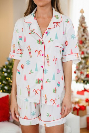 CHRISTMAS PRINT PAJAMAS