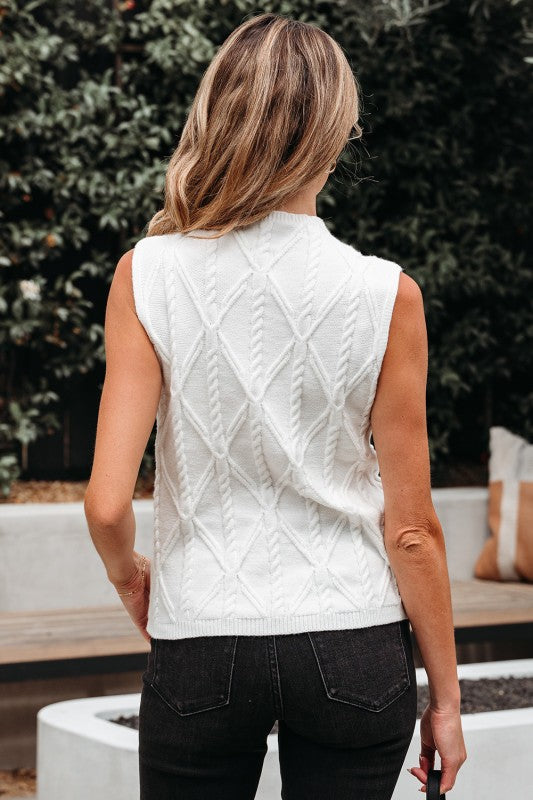 DAISY DRIFT SWEATER VEST